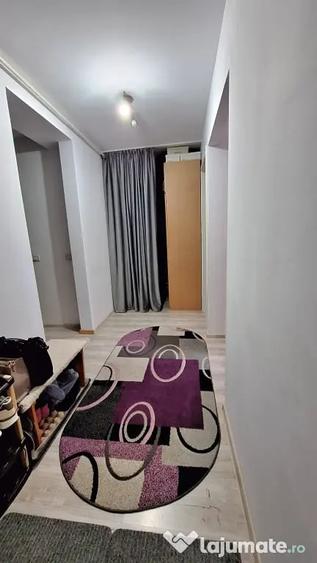 Apartament cu 2 camere decomandat în Sânpetru