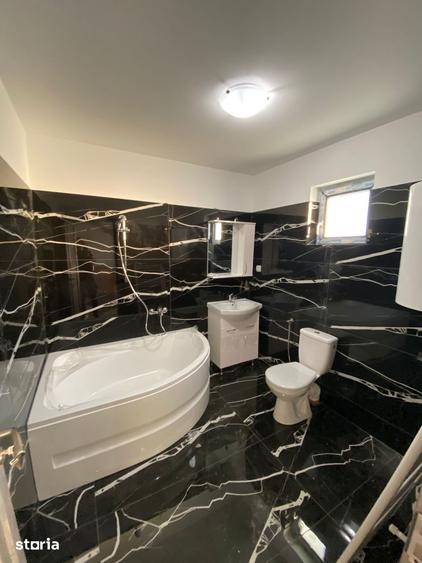 Casă cu 3 camere cu Teren 550 Mp în Central