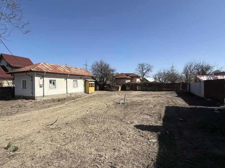 Casă cu 2 camere cu Teren 60 Mp în Central