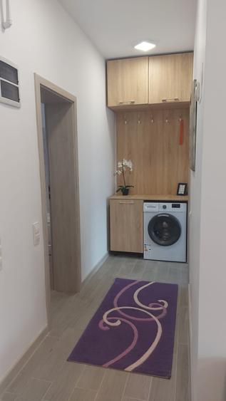 Apartament cu 2 camere semidecomandat în Militari