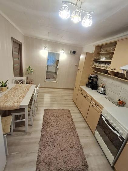Casă cu 3 camere cu Teren 74 Mp în Decebal