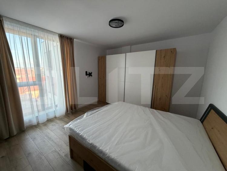 Apartament cu 3 camere semidecomandat, mobilat în Someșeni