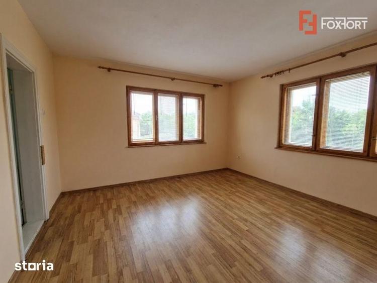 Casă cu 3 camere cu Teren 2096 Mp în Remetea Mare