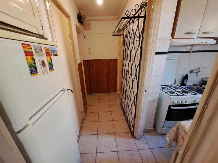 Apartament cu 2 camere semidecomandat în Semicentral