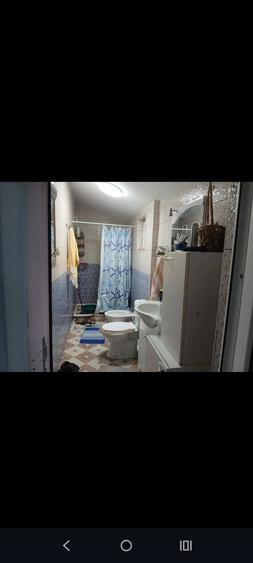 Casă cu 4 camere în Vânători