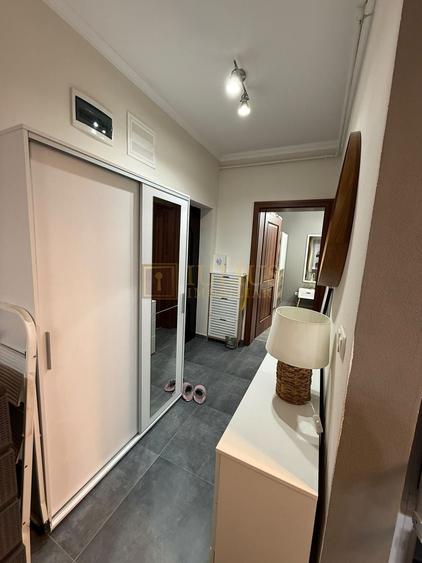 Apartament cu 2 camere decomandat, mobilat în Giroc