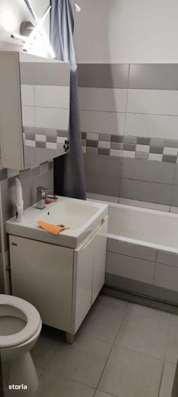 Garsonieră decomandată în Astra
