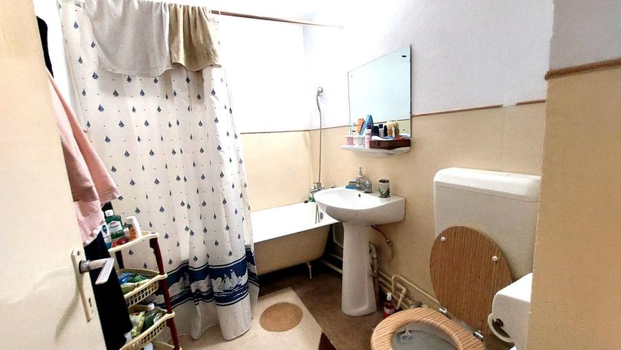 Apartament cu 2 camere decomandat, mobilat în Cetate — fotografia 3