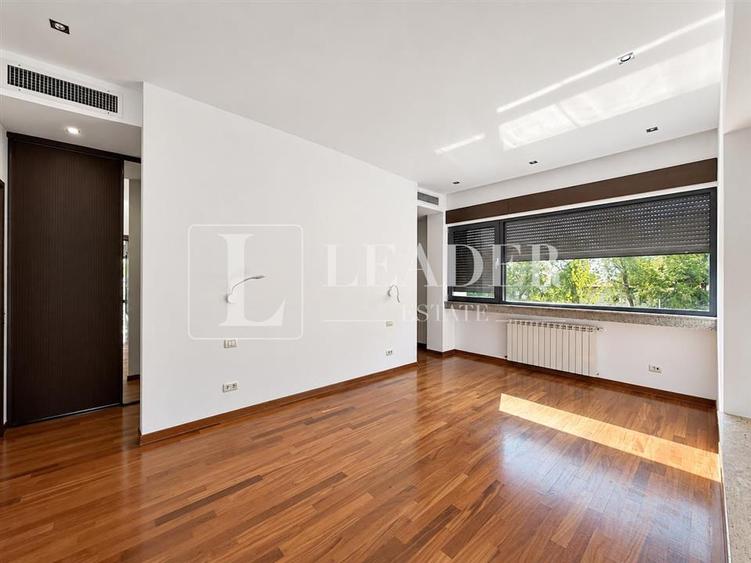 Apartament cu 4 camere decomandat, mobilat în Dorobanți