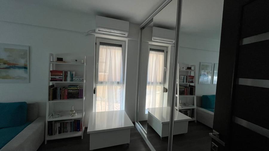Apartament cu 2 camere decomandat în Galata