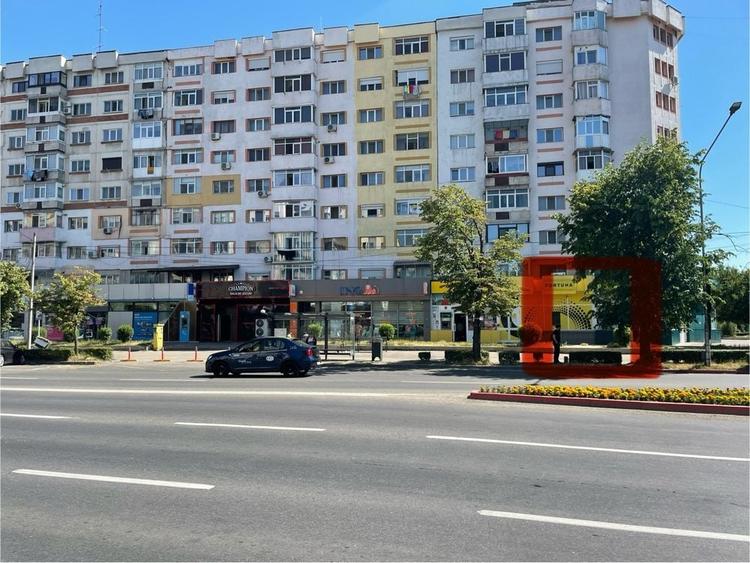 Spațiu comercial, de 70 mp, în Central