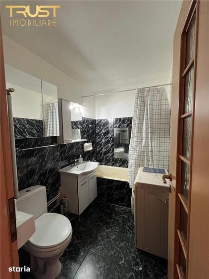 Apartament cu 2 camere decomandat în Est