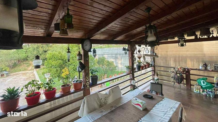 Casă cu 4 camere în Câlnic