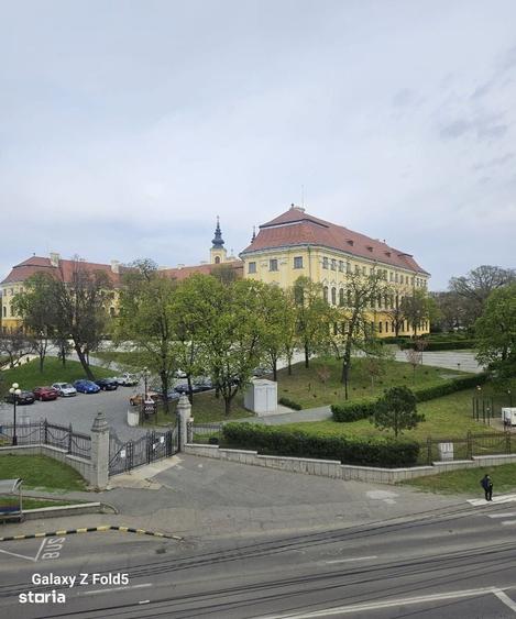 Garsonieră decomandată în Dacia