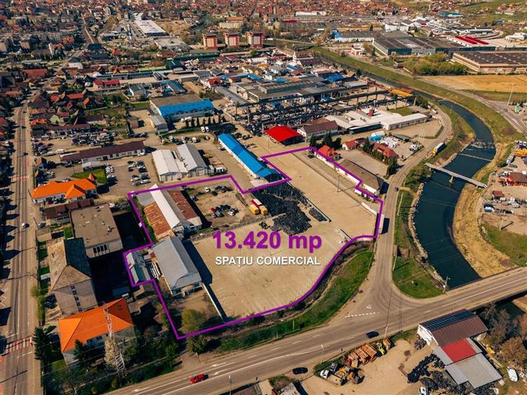Teren Construcții intravilan de 13500 mp, în Central