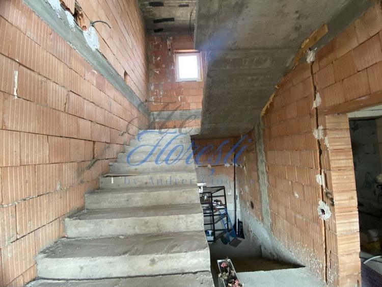 Spațiu comercial, de 700 mp, în Gilău