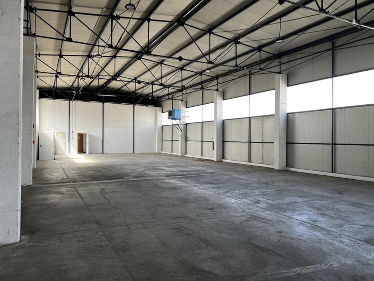 Spațiu industrial, de 543 mp, în Aeroport