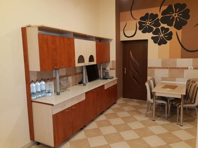 Apartament cu 2 camere semidecomandat în Ultracentral