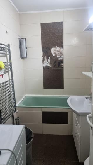 Garsonieră decomandată în Trivale