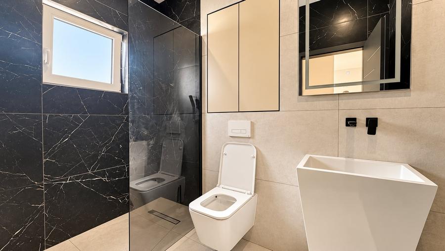 Duplex cu 4 camere cu Canalizare în Moșnița Nouă