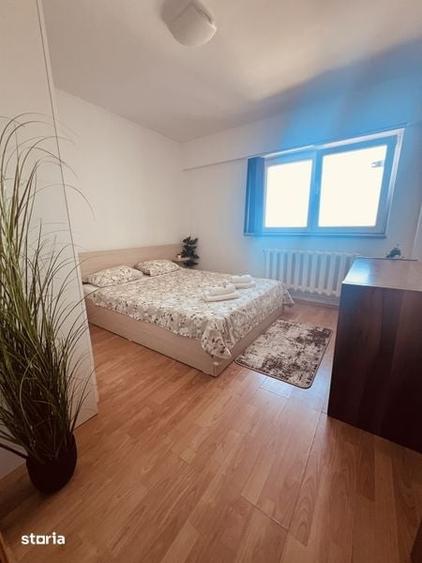 Inchiriez apartament 3 camere Faleza Nord vedere la Mare - 3