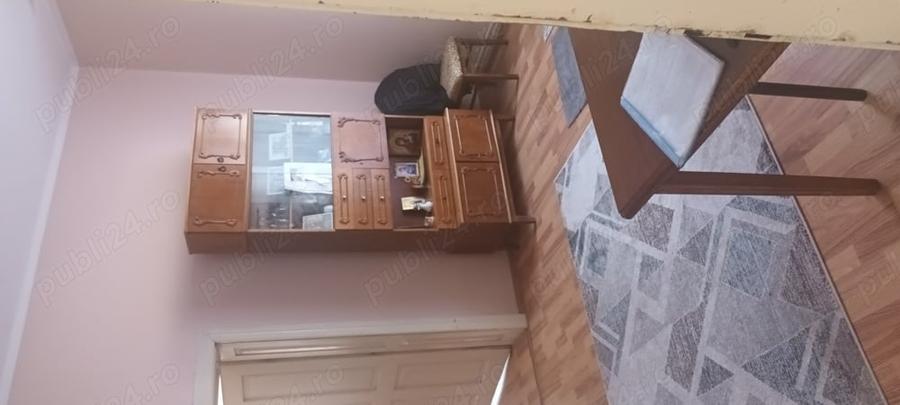 Casă cu 5 camere cu Teren 2000 Mp în Central