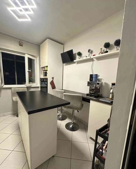 Apartament cu 2 camere decomandat în Ozana