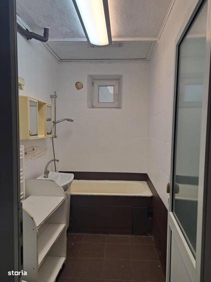 Apartament cu 2 camere semidecomandat în Solidarității