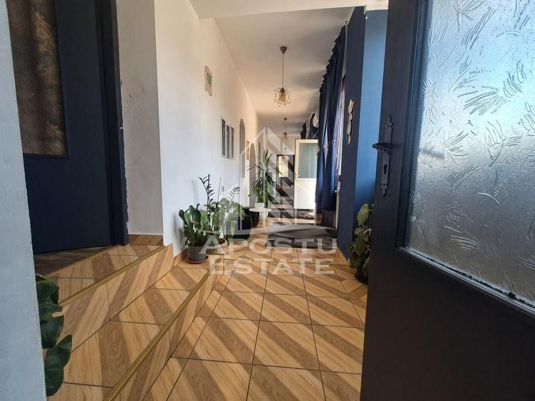 Casă individuală cu 4 camere cu Canalizare în Central
