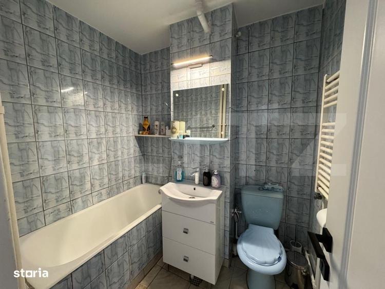 Apartament cu 3 camere decomandat în Calea București