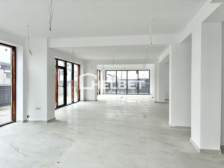 Spațiu comercial, de 156.41999816895 mp, în Sânpetru