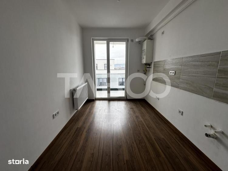 Garsoniera decomandata de vanzare 47 mpu logie loc de parcare Selimbar - 2