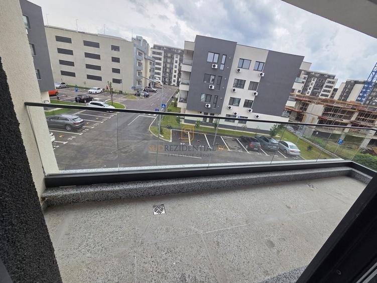 Apartament cu 2 camere semidecomandat, mobilat în Nord