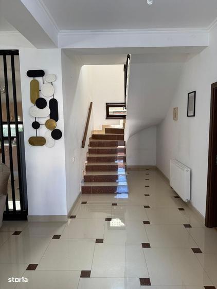 Casă cu 4 camere cu Teren 600 Mp în Ghencea