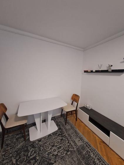 Apartament cu 2 camere semidecomandat în Exterior Vest