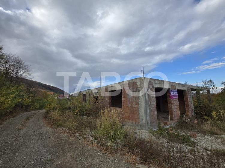Teren Construcții intravilan de 1087 mp, în Săliște