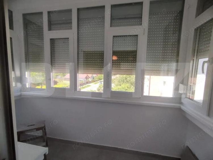 Apartament cu 3 camere decomandat, mobilat în Tomești