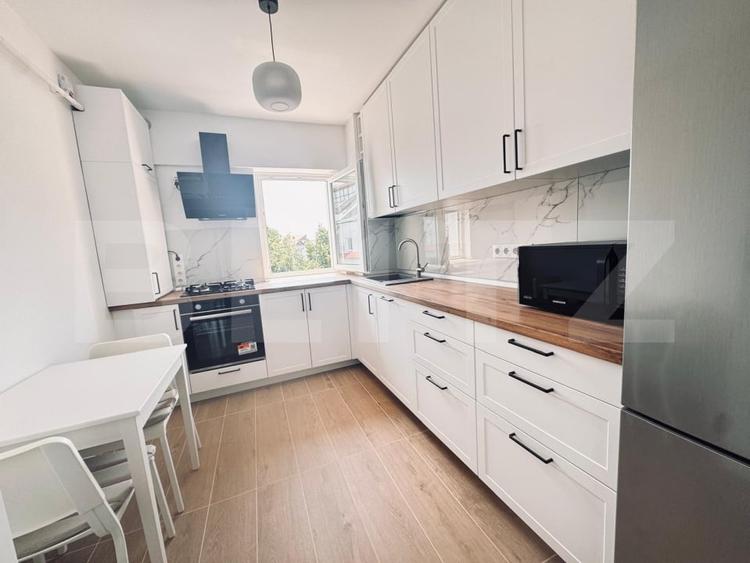 Apartament cu 3 camere decomandat, mobilat în Târgu Cucu
