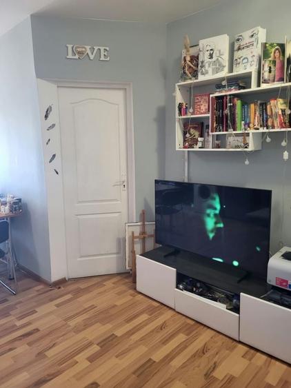 Apartament cu 2 camere decomandat în Florești