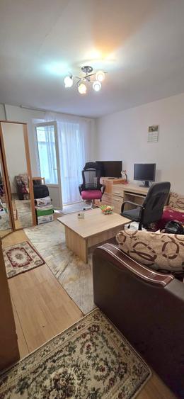 350euro/luna , 2 camere, Central Tarom Arcu. Ideal pentru 2 studenti. - 4