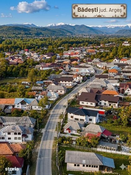 Teren de 2400 mp, în Pietroșani
