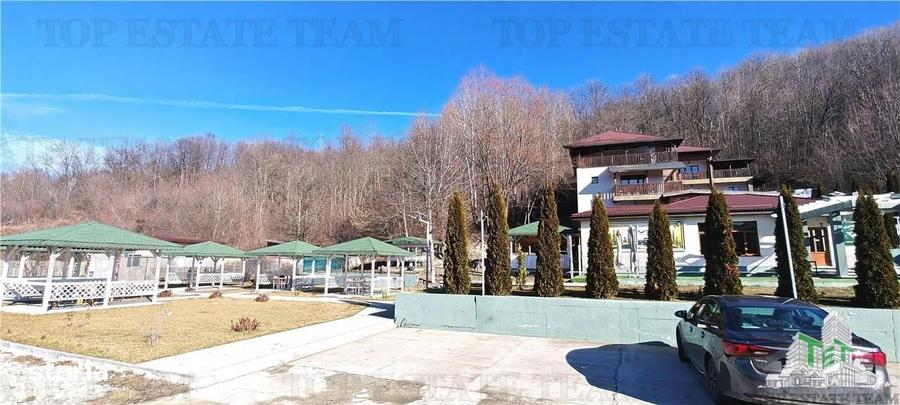 Spațiu comercial, de 2,900 mp, în Cornu