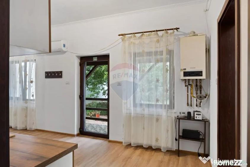 Spațiu comercial, de 75 mp, în Pârneava