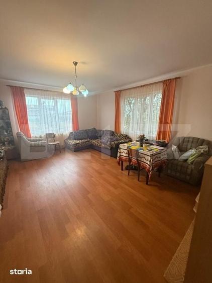 Casă cu 6 camere cu Teren 1000 Mp în Șcheia