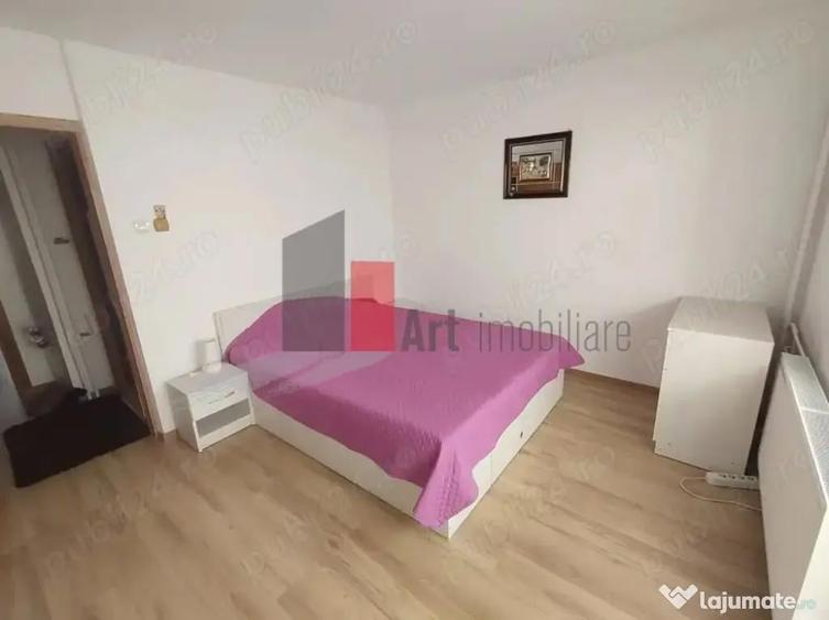 Apartament cu 2 camere semidecomandat în Decebal
