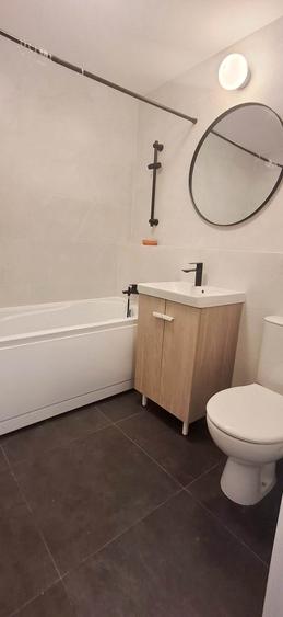 Apartament cu 2 camere decomandat în Titulescu