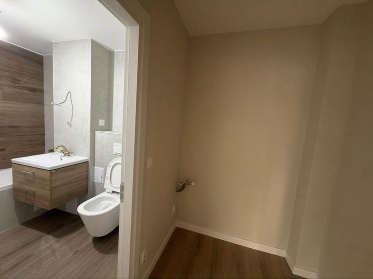 Apartament cu 2 camere semidecomandat în Dorobanți