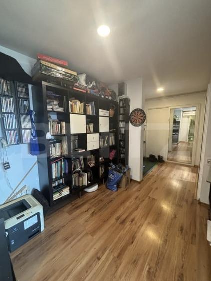 Apartament cu 3 camere decomandat, mobilat în Torontalului