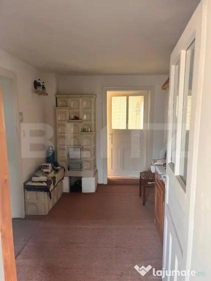 Casă cu 3 camere cu Teren 461 Mp în Central