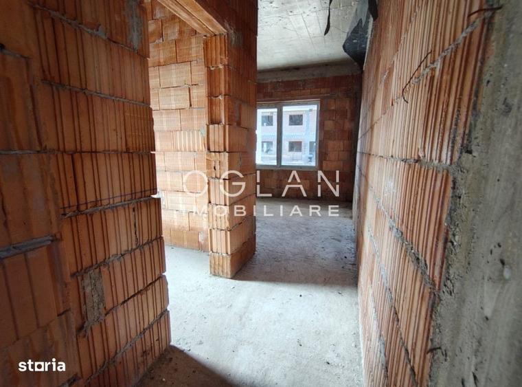 Casă cu 4 camere în Șelimbăr